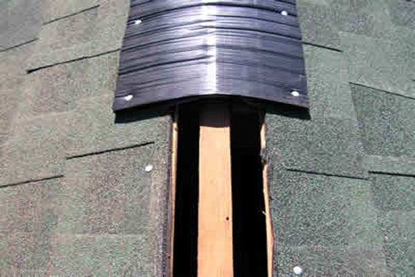 roof peak with merging piece